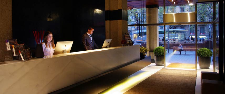 Royal Passeig de Gracia - Reception