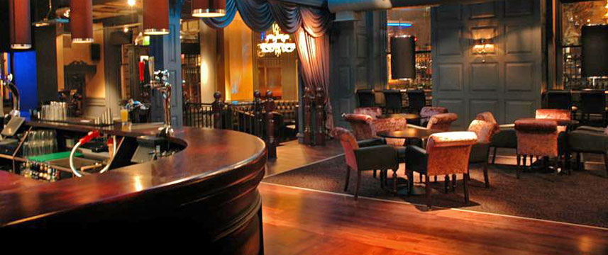 Royal Station Hotel - Bar Area Royal Station Hotel - Bar Area