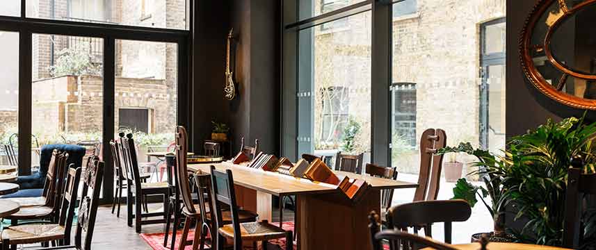 Ruby Stella Hotel - Bar Tables Ruby Stella Hotel - Bar Tables