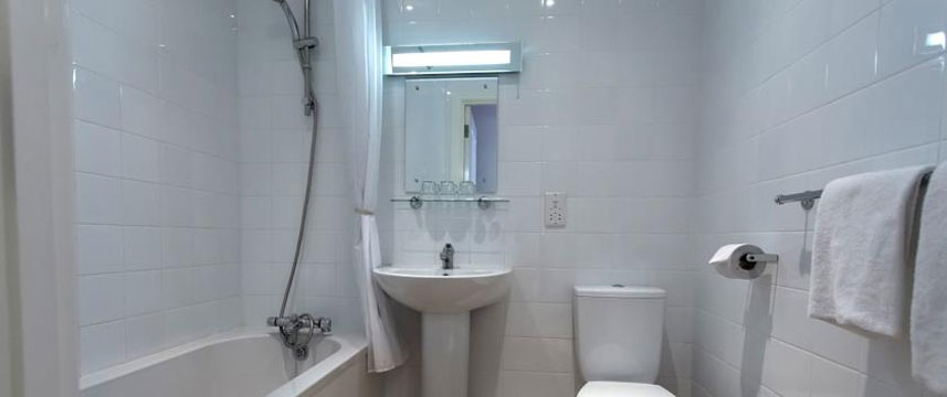 Russ Hill Hotel Bathroom Russ Hill Hotel Bathroom