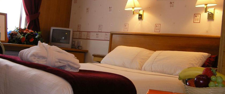 Russ Hill Hotel Double Bed Russ Hill Hotel Double Bed