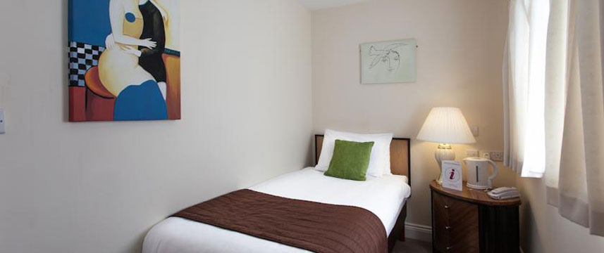 Russ Hill Hotel Single Bed Russ Hill Hotel Single Bed