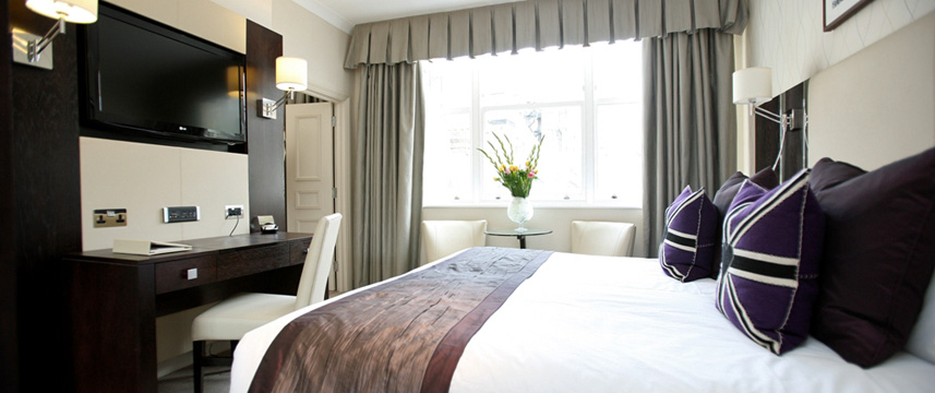 Rydges Kensington Guest Bedroom