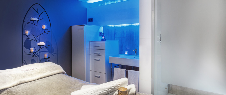 Salles Hotel Pere IV - Spa Treatments Room Salles Hotel Pere IV - Spa Treatments Room