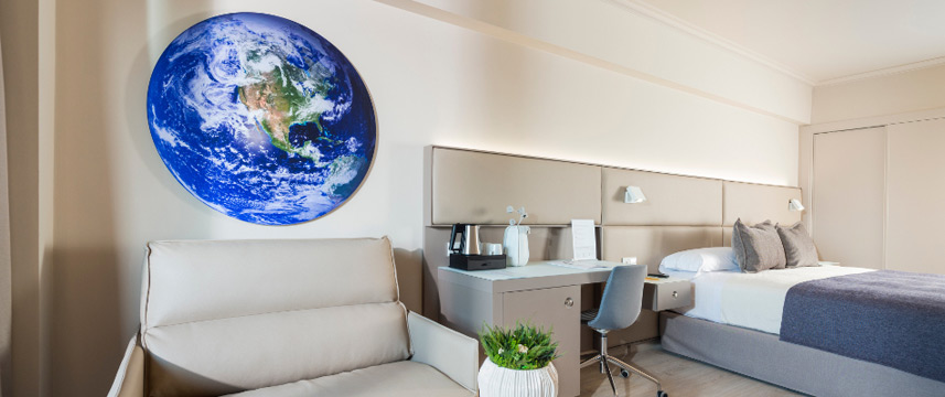 Salles Hotel Pere IV - Triple Deluxe Salles Hotel Pere IV - Triple Deluxe