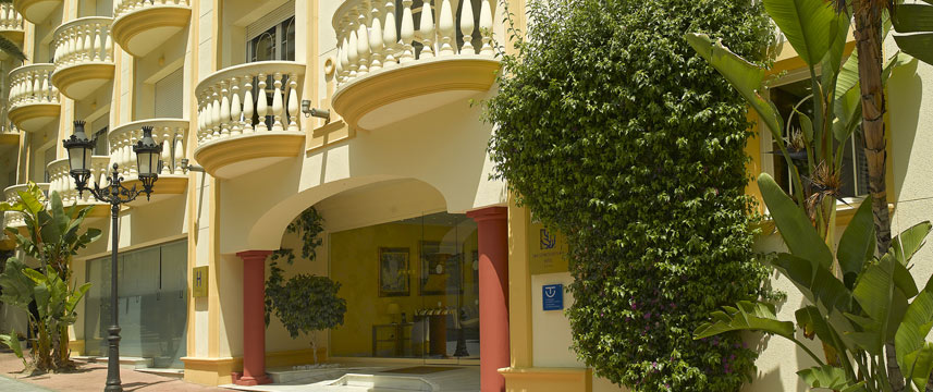 San Sebastian Playa - Facade