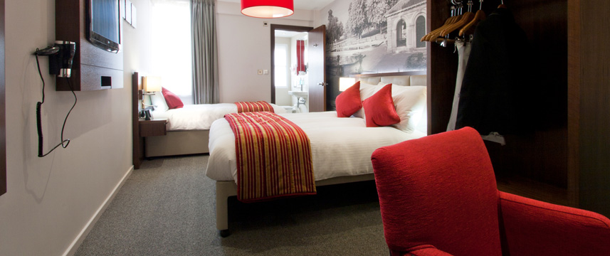 Seraphine Kensington Olympia Triple Room Seraphine Kensington Olympia Triple Room