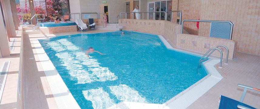 Sheffield Park Hotel Swimming Pool