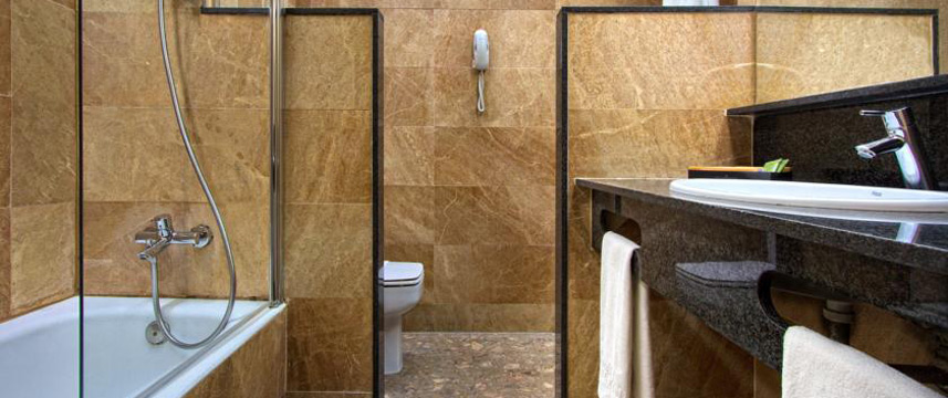 Silken Ramblas - Bathroom Silken Ramblas - Bathroom