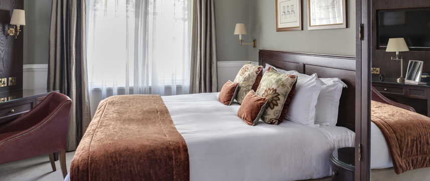 St Pauls Hotel Junior Deluxe Room St Pauls Hotel Junior Deluxe Room