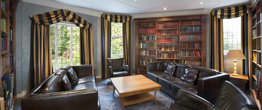 Stanneylands Hotel - Library Stanneylands Hotel - Library