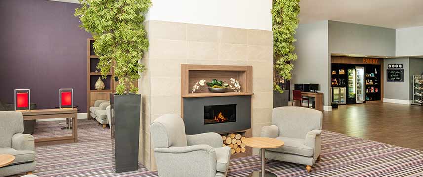 Staybridge Suites Birmingham - Lobby Lounge Staybridge Suites Birmingham - Lobby Lounge