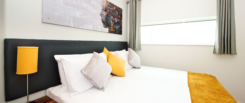 Staycity Serviced Apartments London Heathrow - Double bed