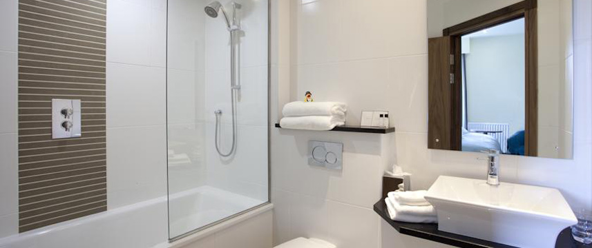 Stormont Hotel - Bathroom
