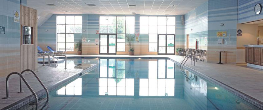 Stratford Manor QHotels Swimming Pool