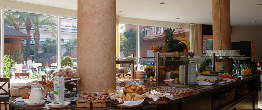 Sunway Playa Golf Breakfast Buffett