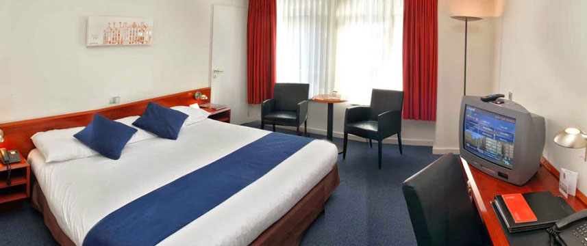 Swissotel Amsterdam - Classic Bedroom Swissotel Amsterdam - Classic Bedroom