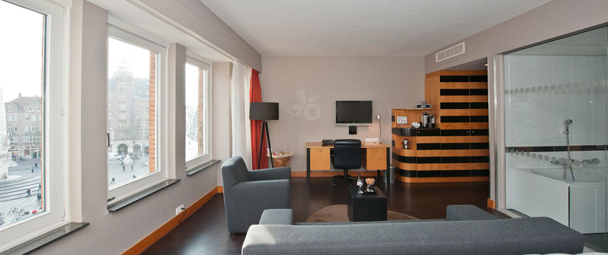 Swissotel Amsterdam - Junior Suite View Swissotel Amsterdam - Junior Suite View