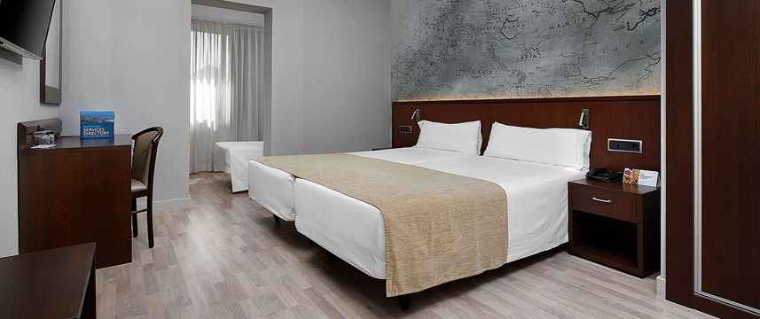 Taber Hotel - Triple Room Taber Hotel - Triple Room