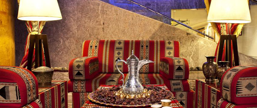 Taj Palace Hotel - Seating Area Taj Palace Hotel - Seating Area