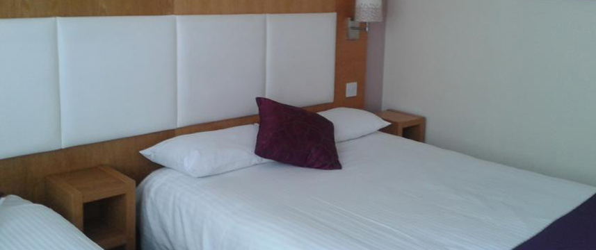 The Altrincham Lodge Hotel - Triple Bedroom