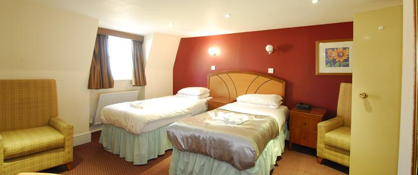 The Beach Hotel - Twin Bedroom The Beach Hotel - Twin Bedroom