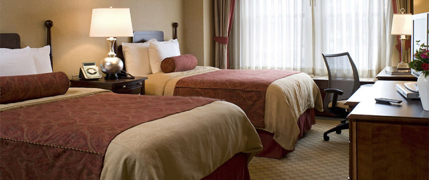 The Belvedere Hotel - Triple Bedroom