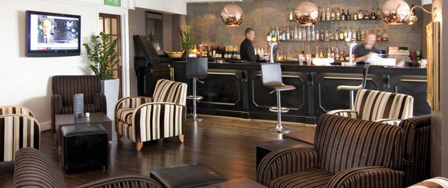 The Brighton Hotel - Lounge Bar
