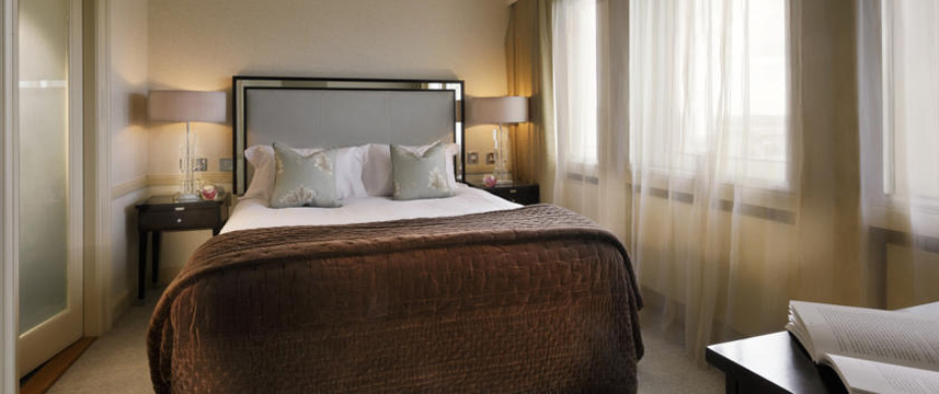 The Bristol Hotel - Double Bedroom The Bristol Hotel - Double Bedroom