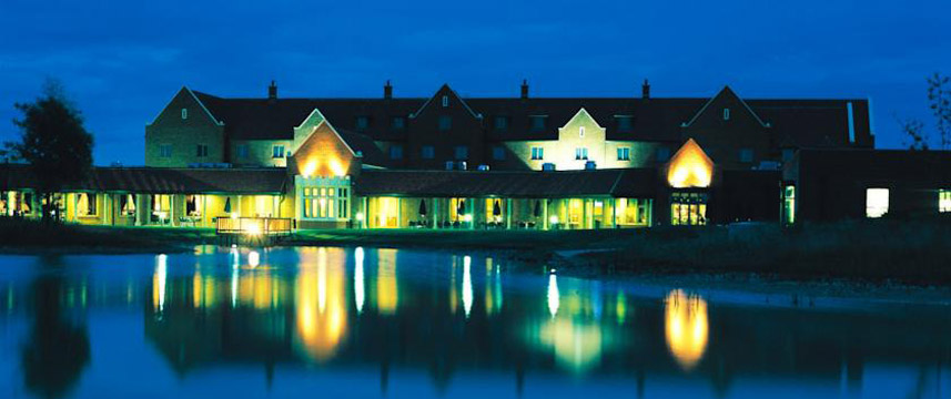 The Cambridge Belfry - QHotels - Exterior Night The Cambridge Belfry - QHotels - Exterior Night