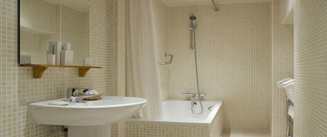 The Cavendish Hotel - Bathroom