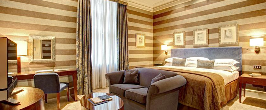 The Chester Grosvenor And Spa - Double Room Bed The Chester Grosvenor And Spa - Double Room Bed