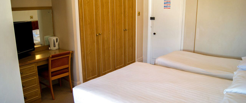 The Cliffeside Hotel Triple Room The Cliffeside Hotel Triple Room