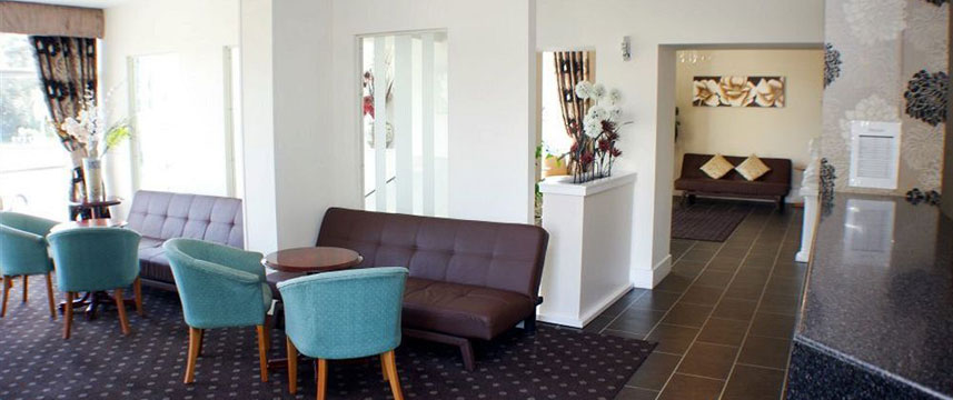 The Croham Hotel - Bar Lobby The Croham Hotel - Bar Lobby