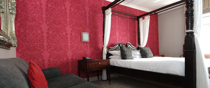 The Cumberland - Hotel Poster Bed