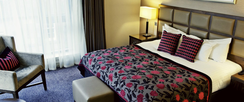 The George - Deluxe Room