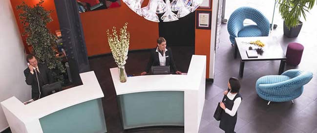 The Glasshouse - Reception The Glasshouse - Reception