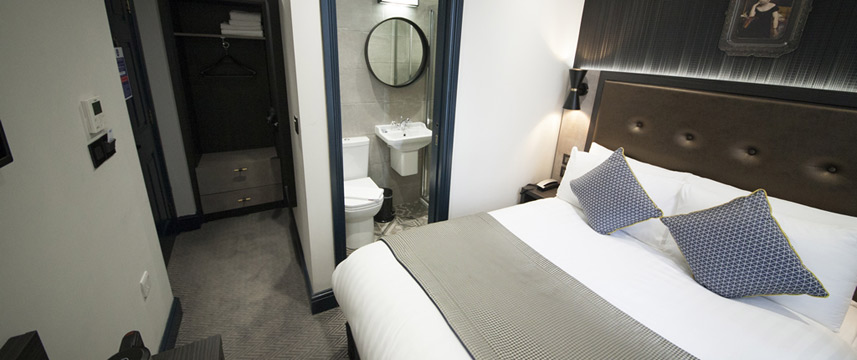 The House of Toby London - Deluxe Double Room The House of Toby London - Deluxe Double Room