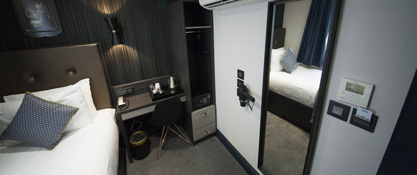 The House of Toby London - Deluxe Single Room The House of Toby London - Deluxe Single Room