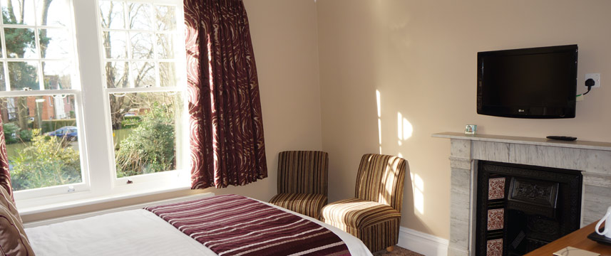 The Lawn Gatwick Guest House - Premium Room