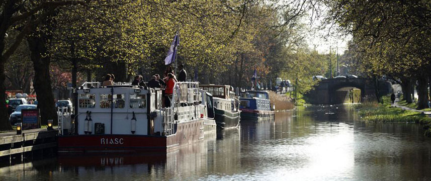 The Mespil - Grand Canal