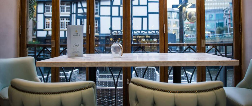 The Mitre Hotel - Bar View The Mitre Hotel - Bar View