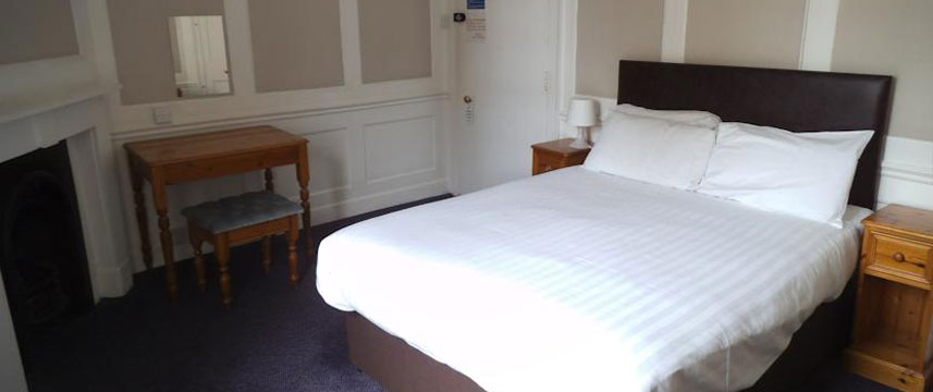 The Parade Park and Lambrettas Bar - Double Bed