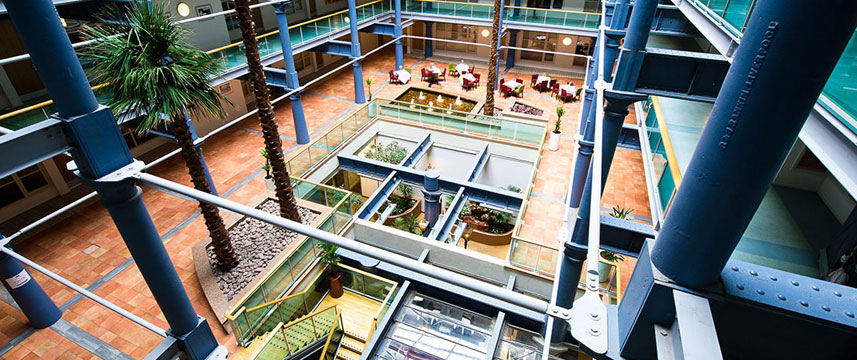 The Place Apartment Hotel - Atrium The Place Apartment Hotel - Atrium