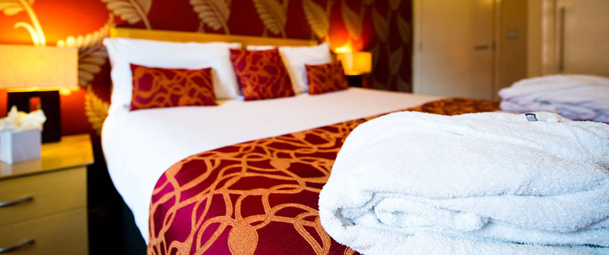 The Place Apartment Hotel - Bedroom The Place Apartment Hotel - Bedroom