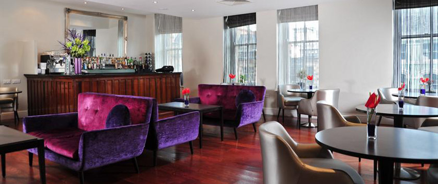 The Royal Hotel Cardiff - Bar Area The Royal Hotel Cardiff - Bar Area