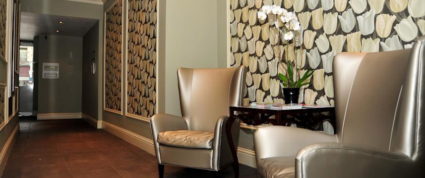 The Royal Hotel Cardiff - Seating The Royal Hotel Cardiff - Seating