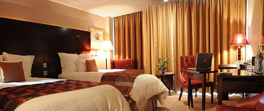 The Savoy Hotel - Deluxe Twin Room