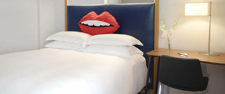 The Standard Hotel - Double Bedroom