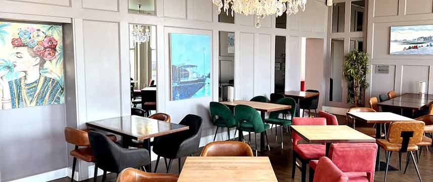 The View Hotel Folkestone - Bar Seating The View Hotel Folkestone - Bar Seating